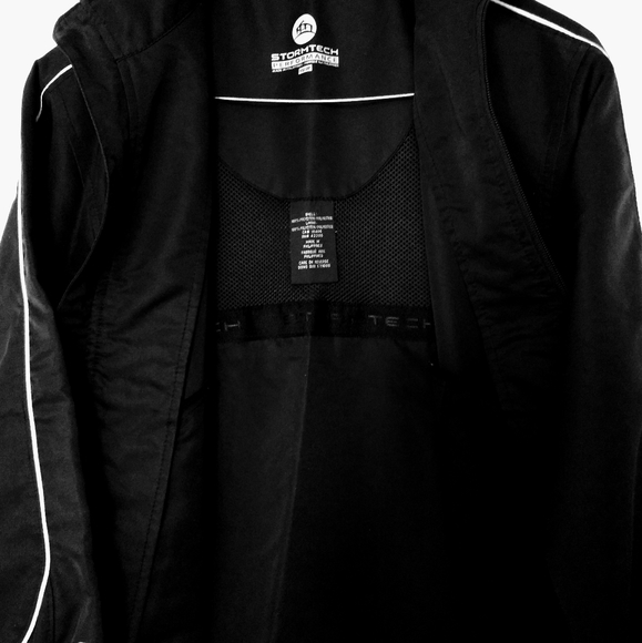 Youth's Stormtech windbreaker - Picture 4 of 6